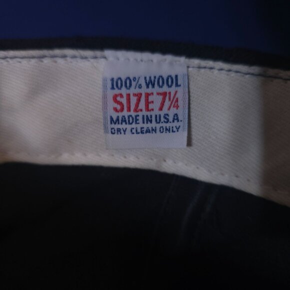 American League MLB Fitted Wool Cap By New Era 59/50 Size 7 1/4 USA Made Black - Picture 3 of 10